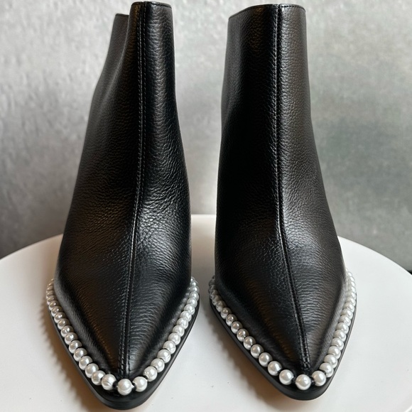 🌸KARL LAGERFELD🌸 Cyron Studded Leather Stiletto Booties Size:6 - Picture 6 of 10